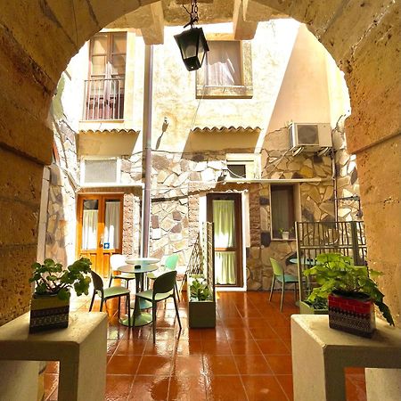 Il Cortiletto Di Ortigia Villa Syracuse Bagian luar foto